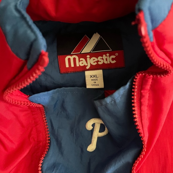 Phillies Majestic Heavyweight Winter Jacket - Picture 5 of 5